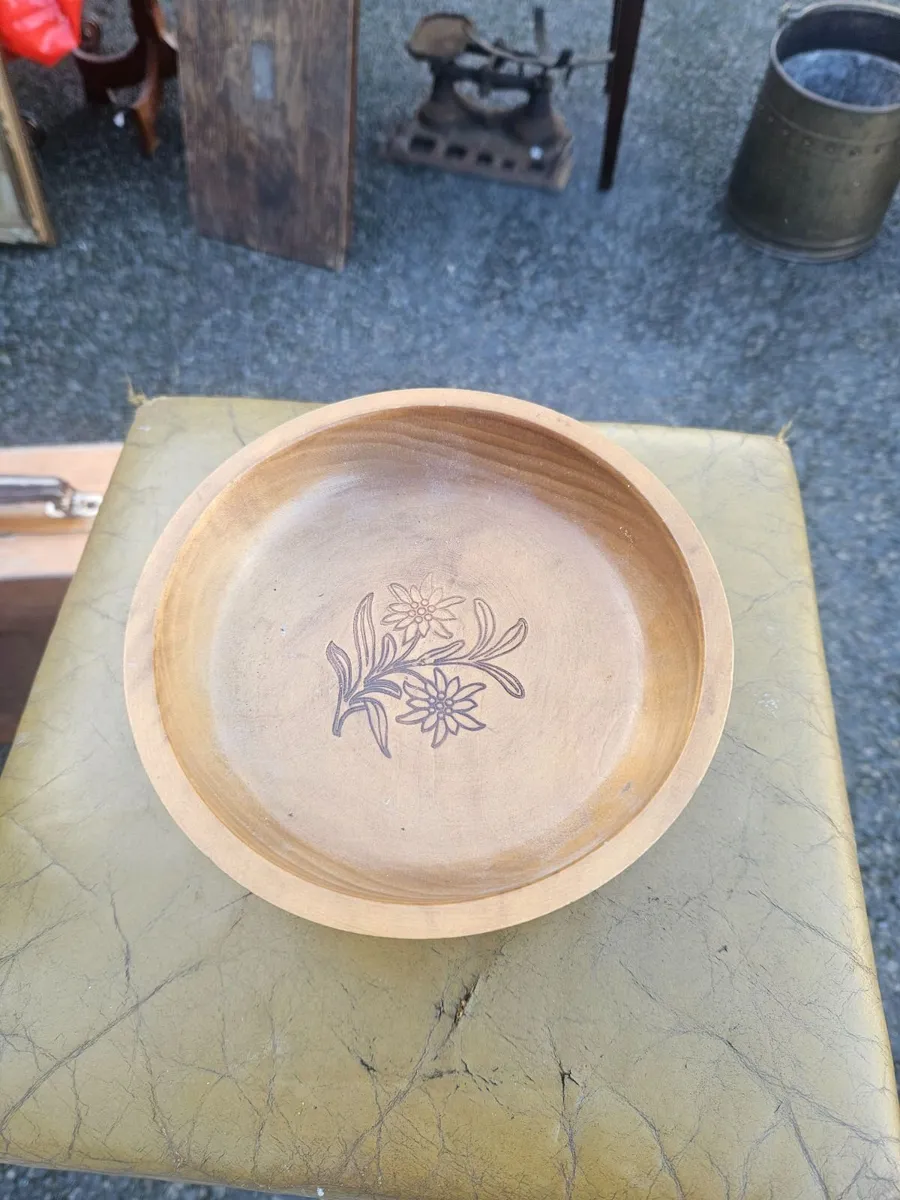 Vintage Retro Wooden Bowl - Image 1