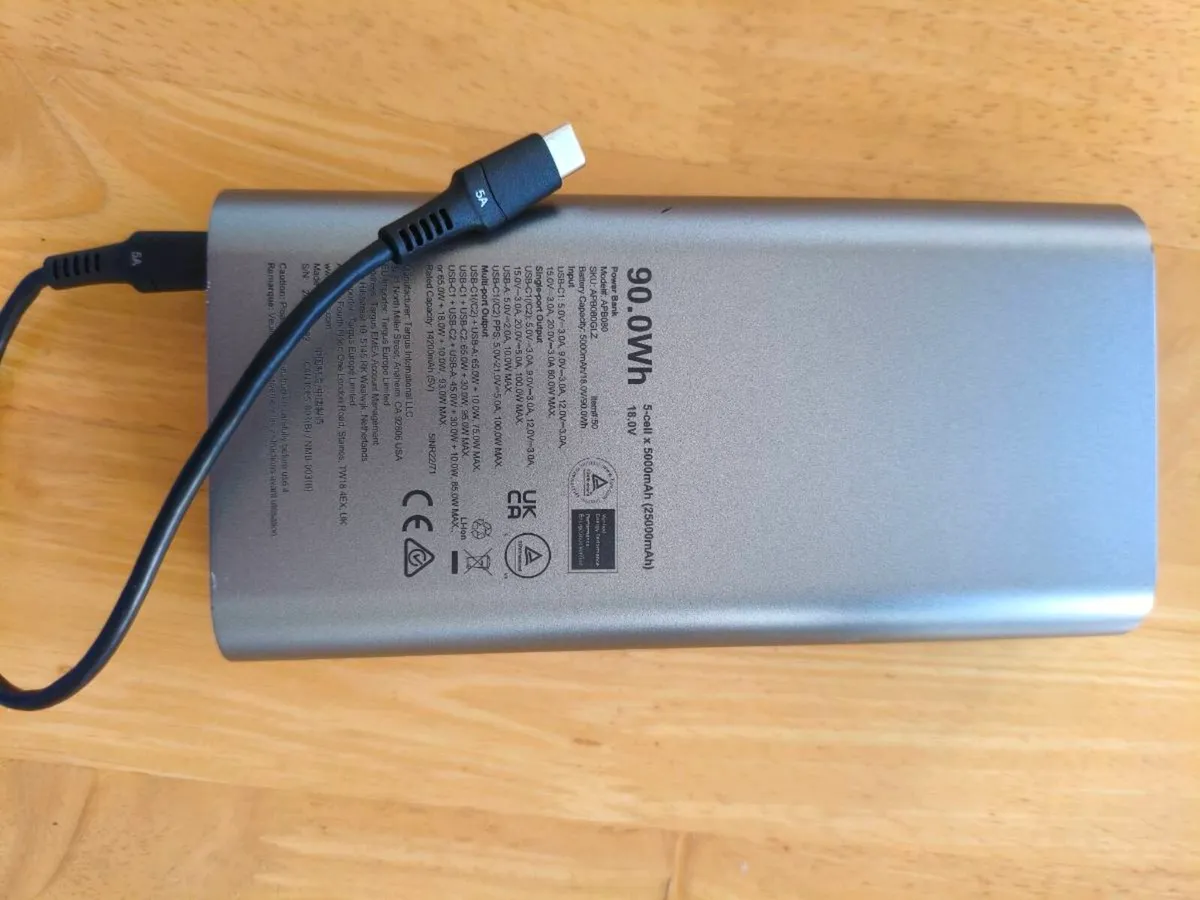 Targus laptop power bank - Image 2
