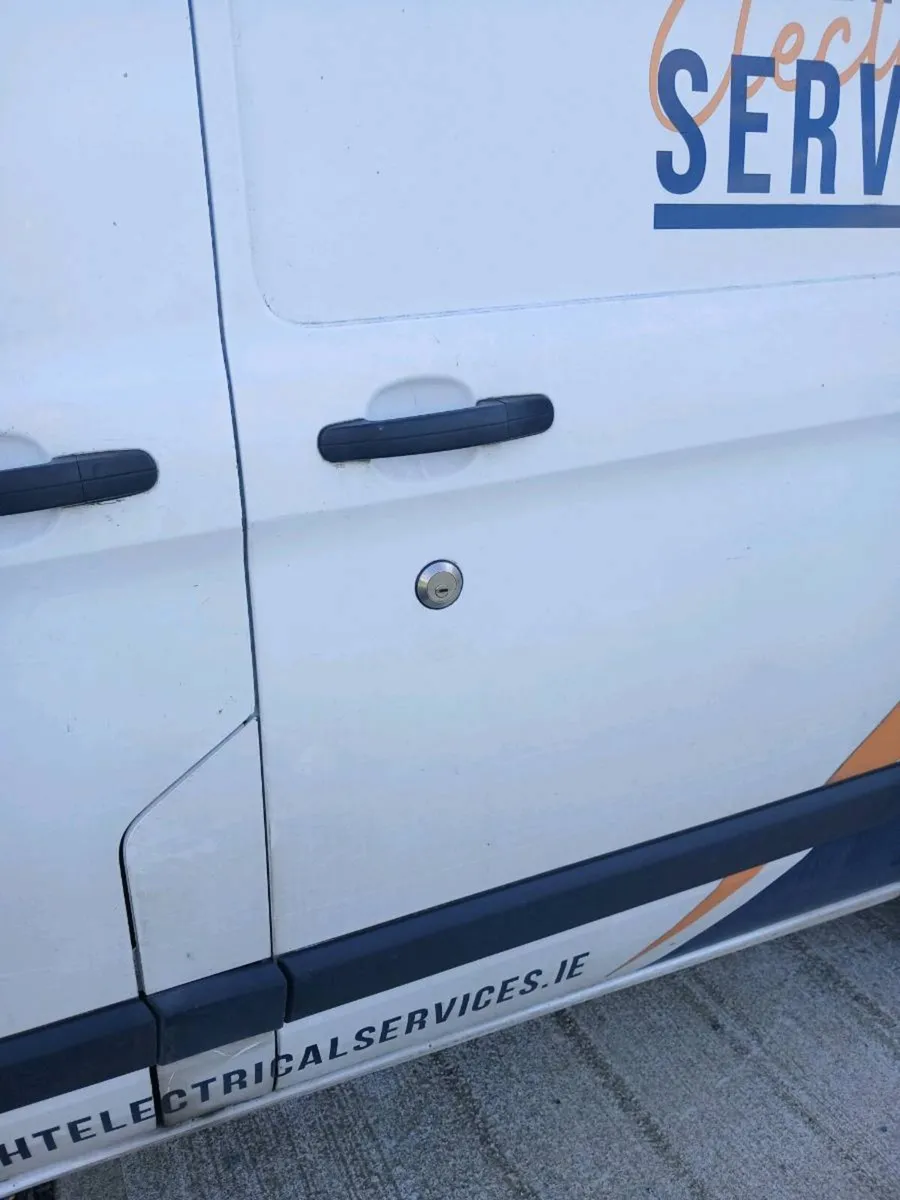 Ford transit custom - Image 3