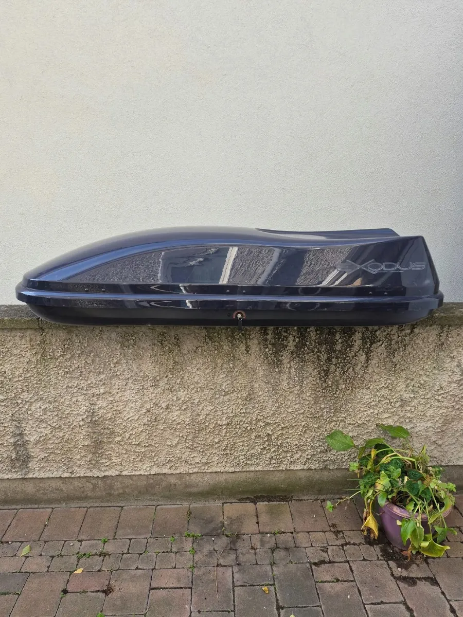 Car roof box 370L Exodus - Image 1