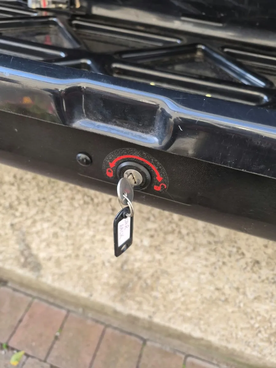 Car roof box 370L Exodus - Image 2