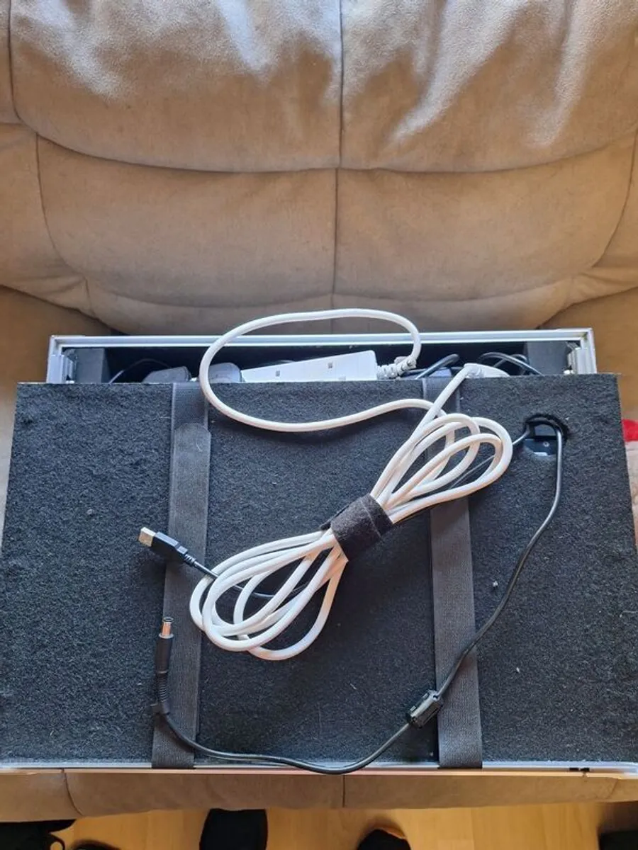 Denon DJ MC6000mk2 with case - Image 2