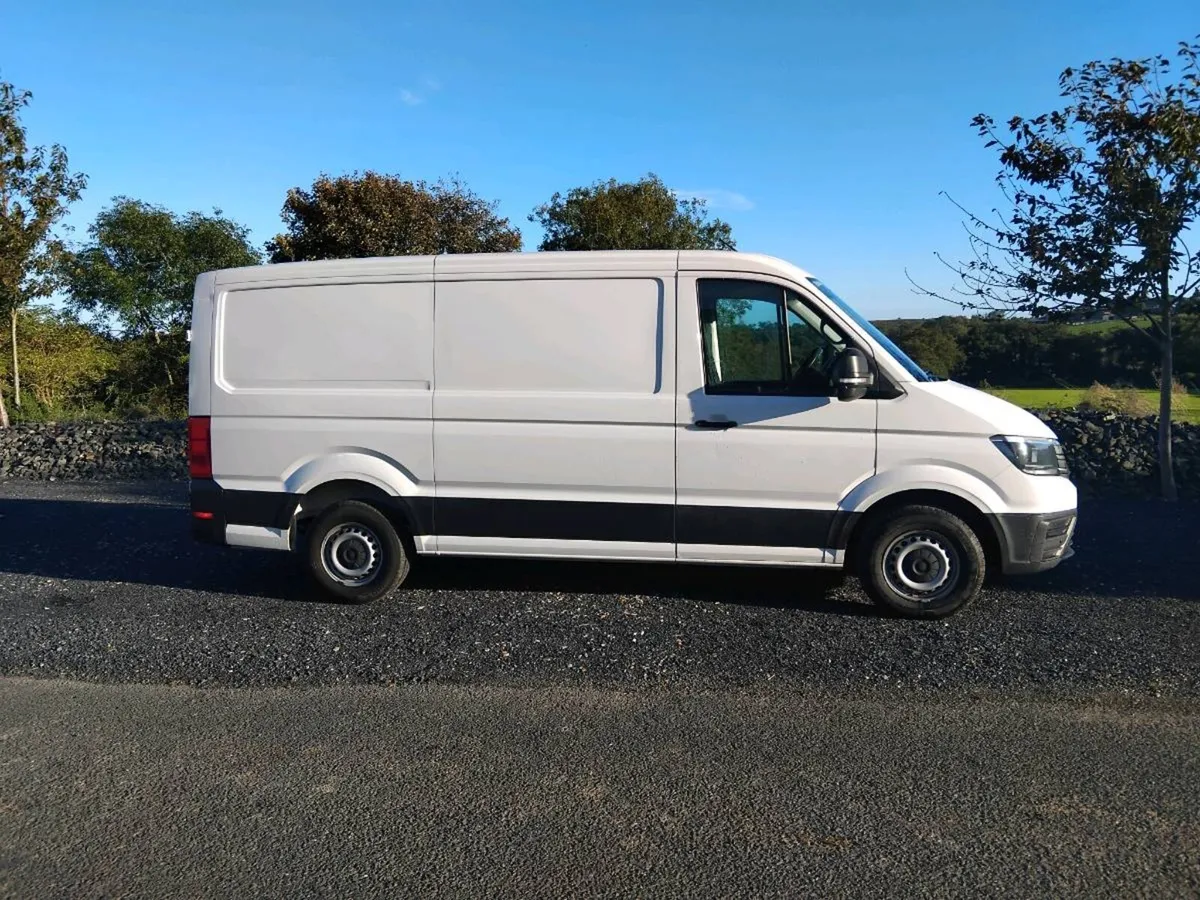 191 VW CRAFTER 35 MWB - Image 2