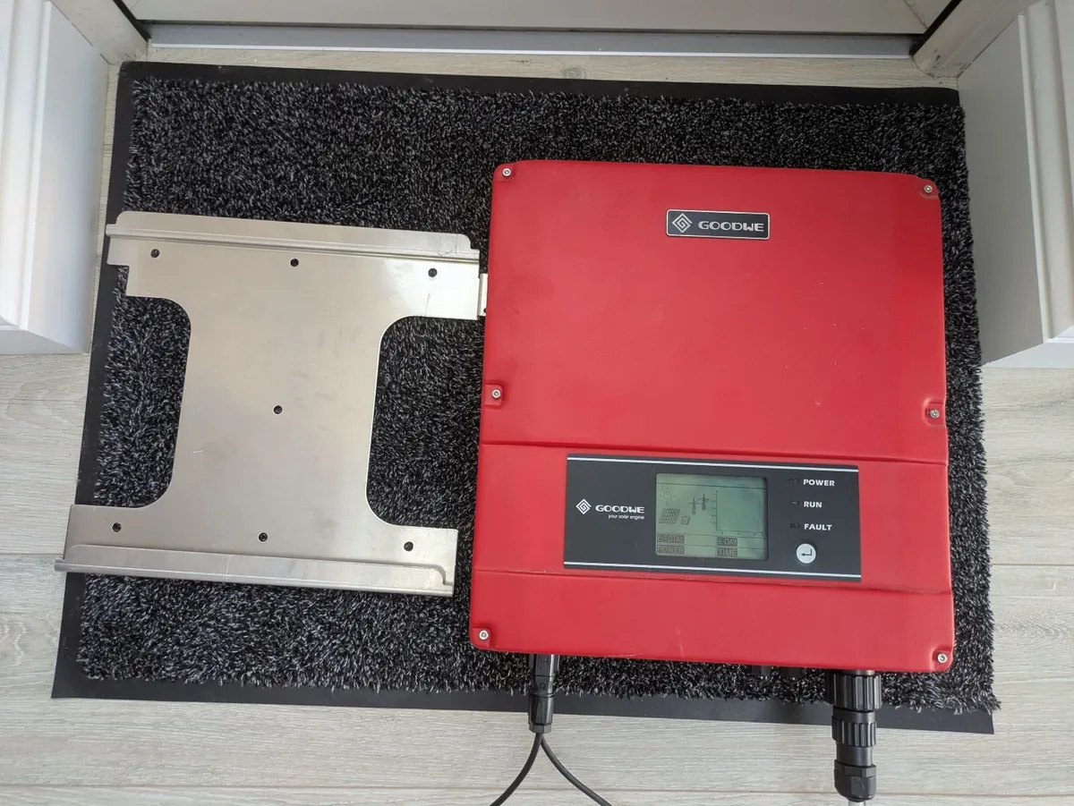 GoodWe solar inverter 1500W - Image 3