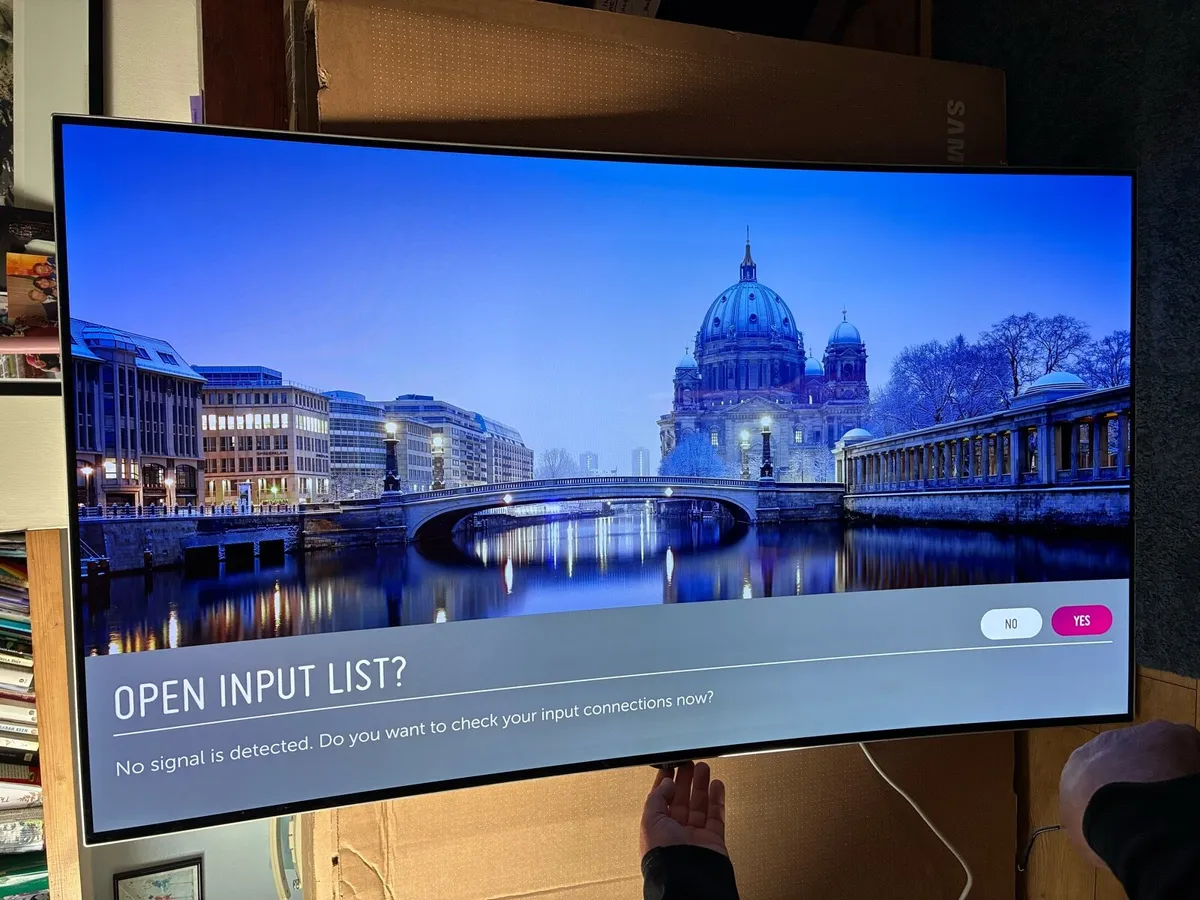 LG 55” Curved 4K OLED Smart TV with Remote - Image 2