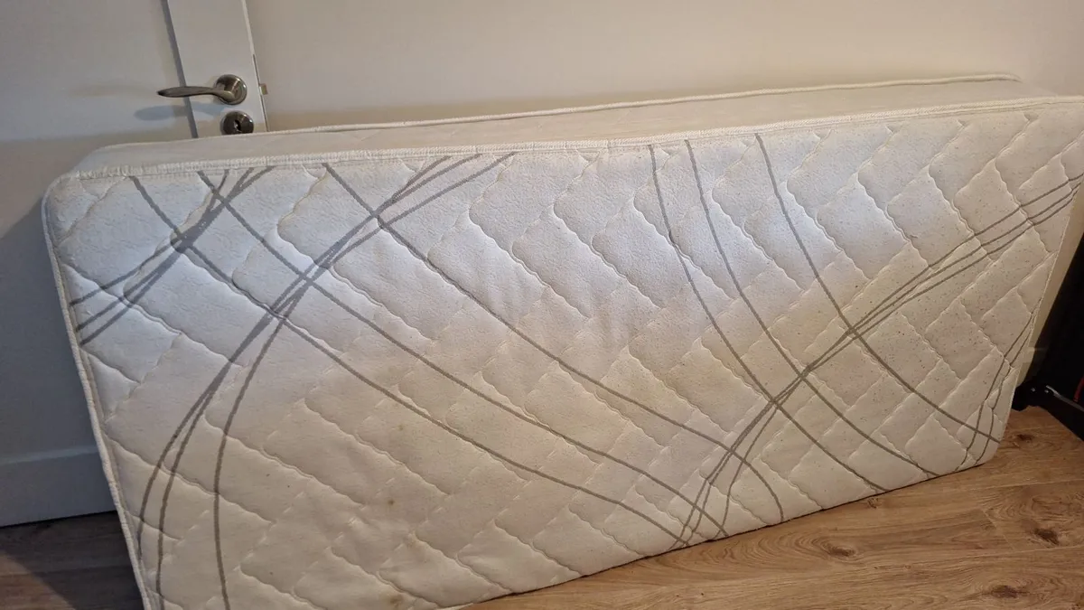 Mattress - Image 3