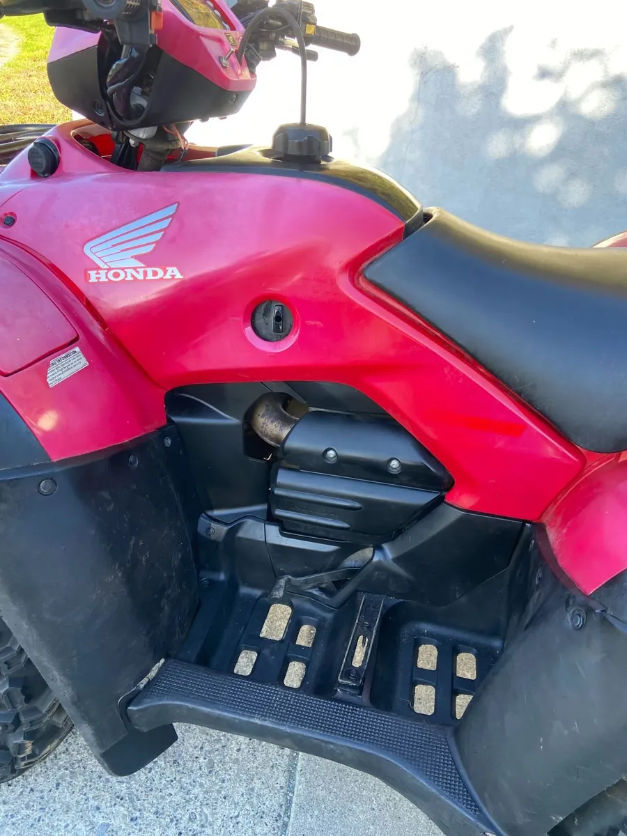 LOW MILEAGE !!   HONDA TRX 500 FM !!! - Image 4
