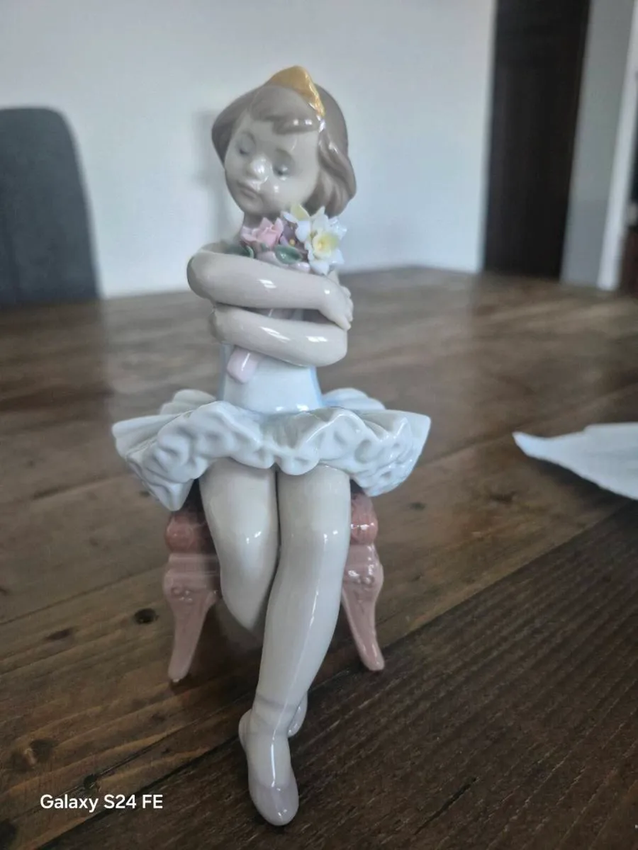 First performance figurine