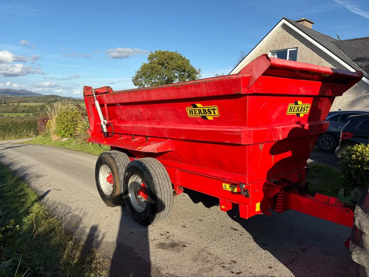 Herbst dump trailer - Image 1