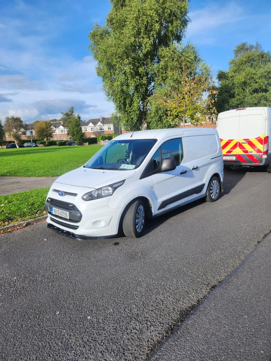 Ford Transit Connect  2016 LONG TAX & CVRT - Image 3