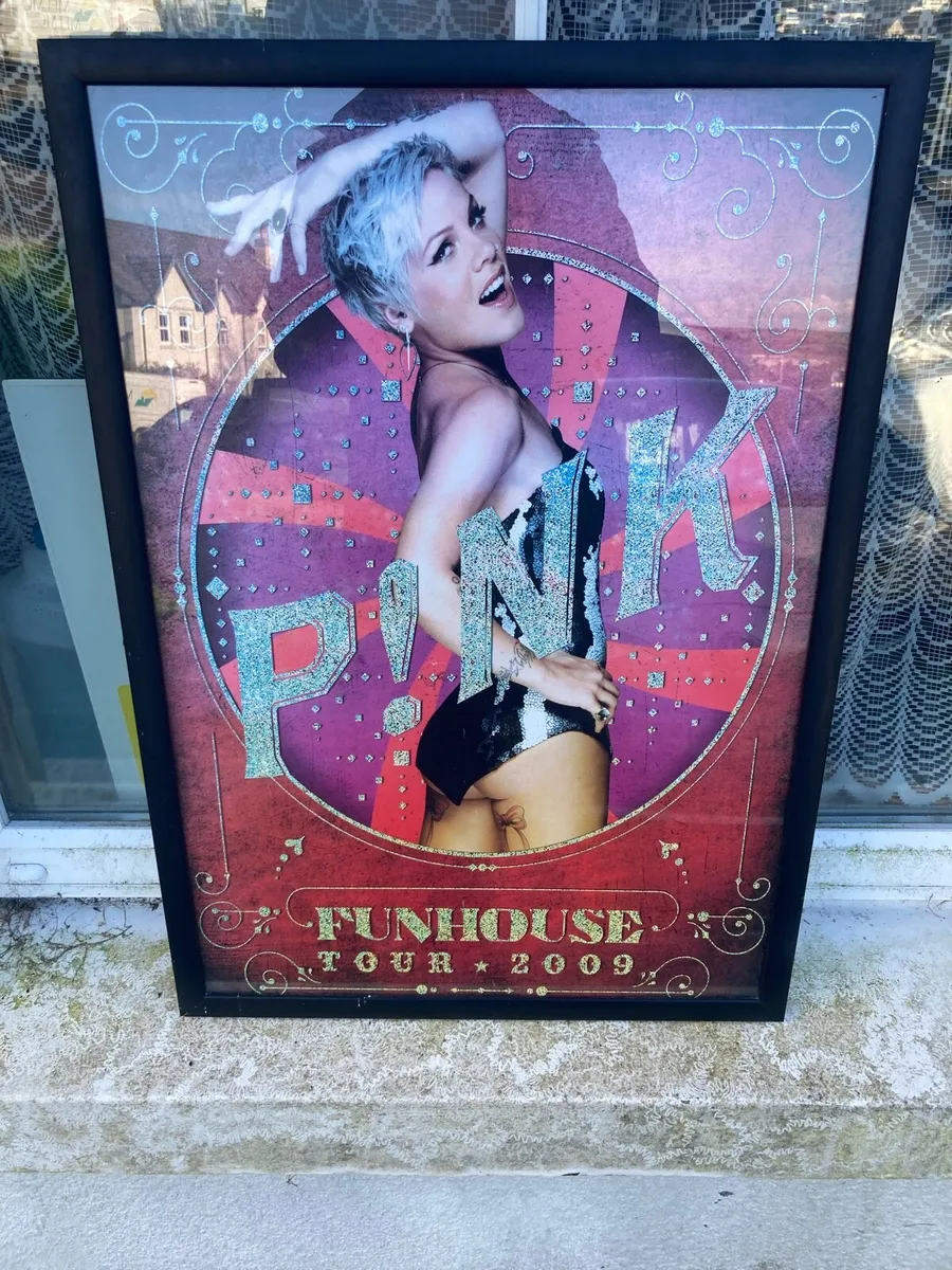 Pink poster free postage
