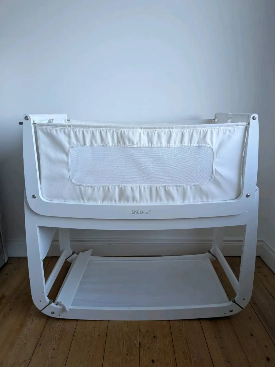 Snuzpod 3 Next-to-me Crib - Image 1
