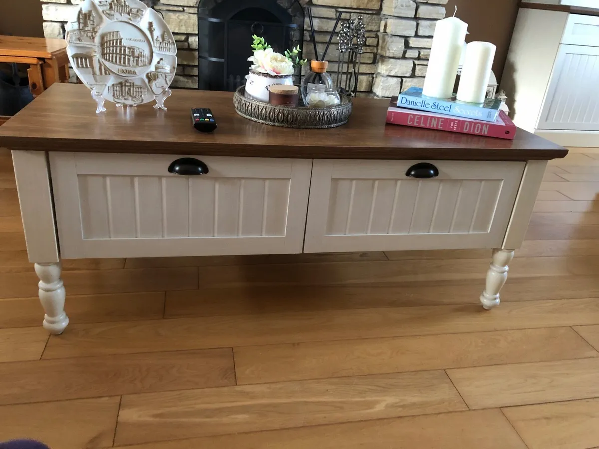 Living room furniture - Image 2