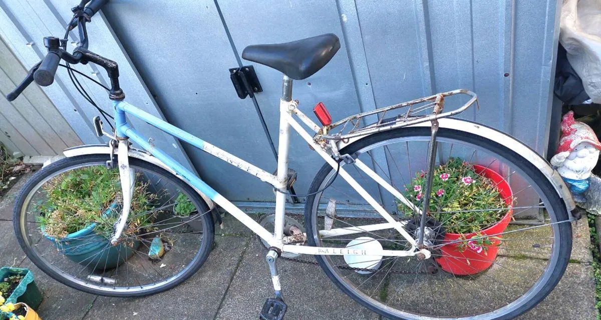 Raleigh Pioneer Town Bike - Image 2