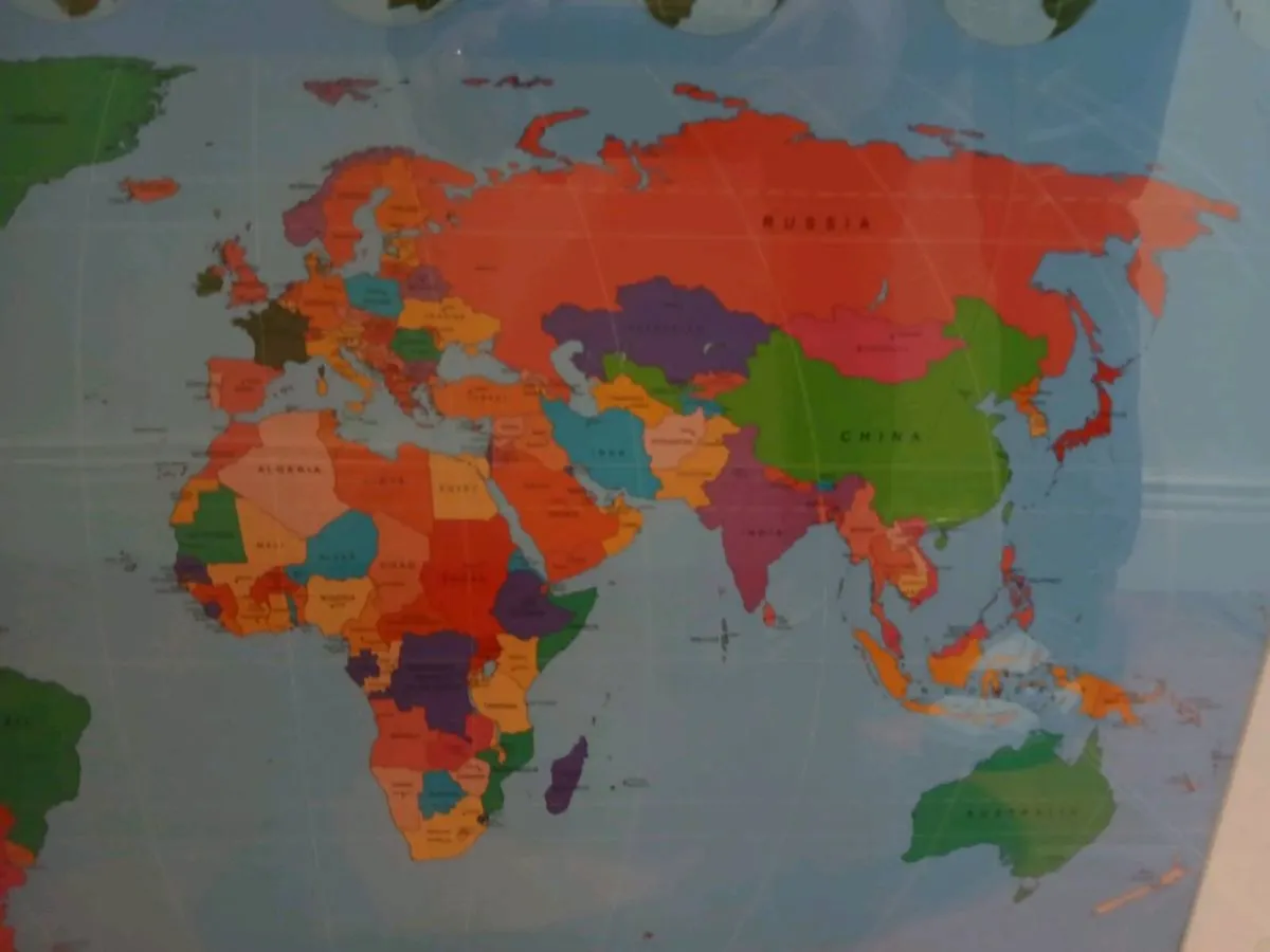 World Map from Ikea - Image 3