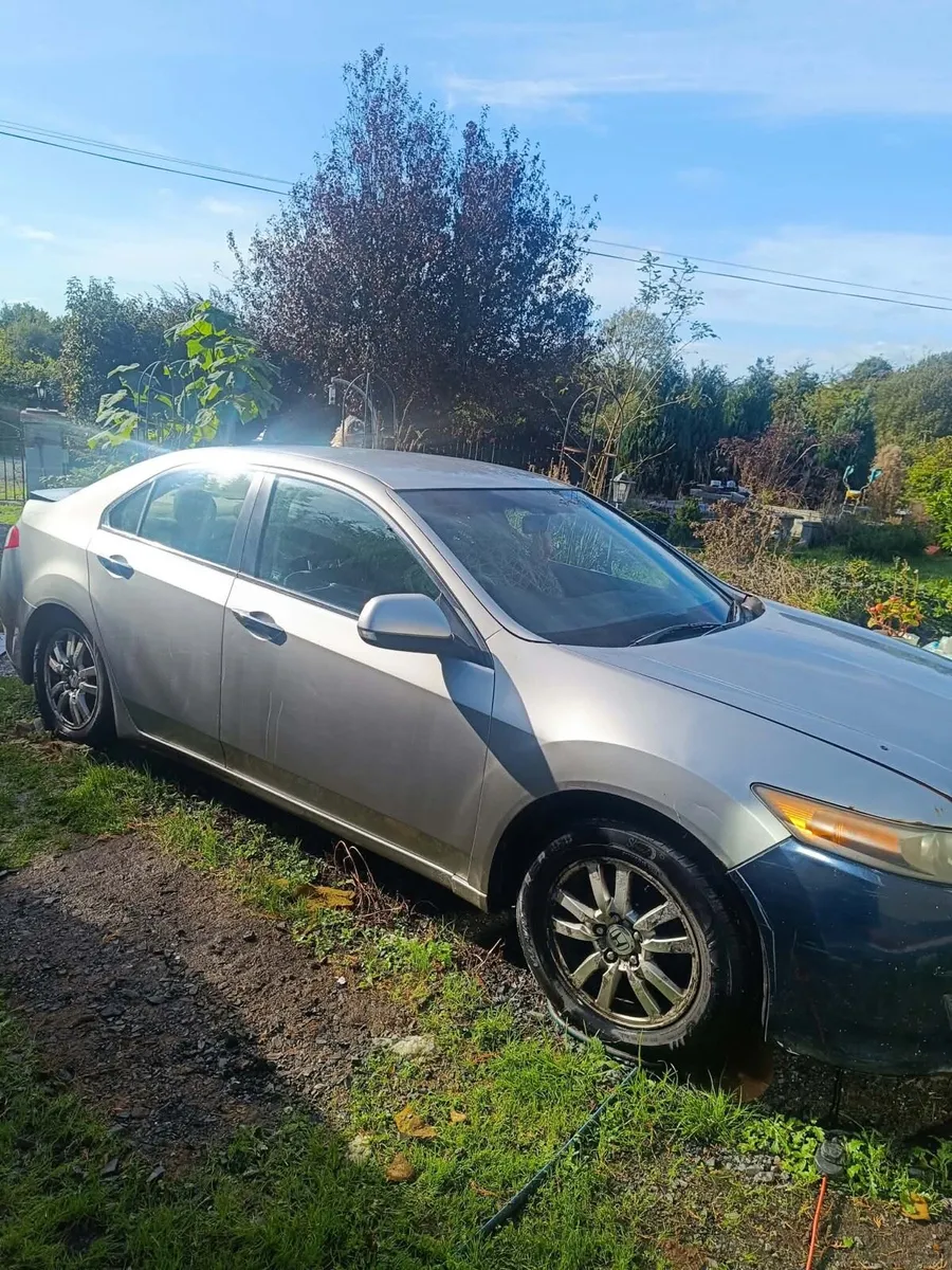 Honda Accord 2010 for parts - Image 3
