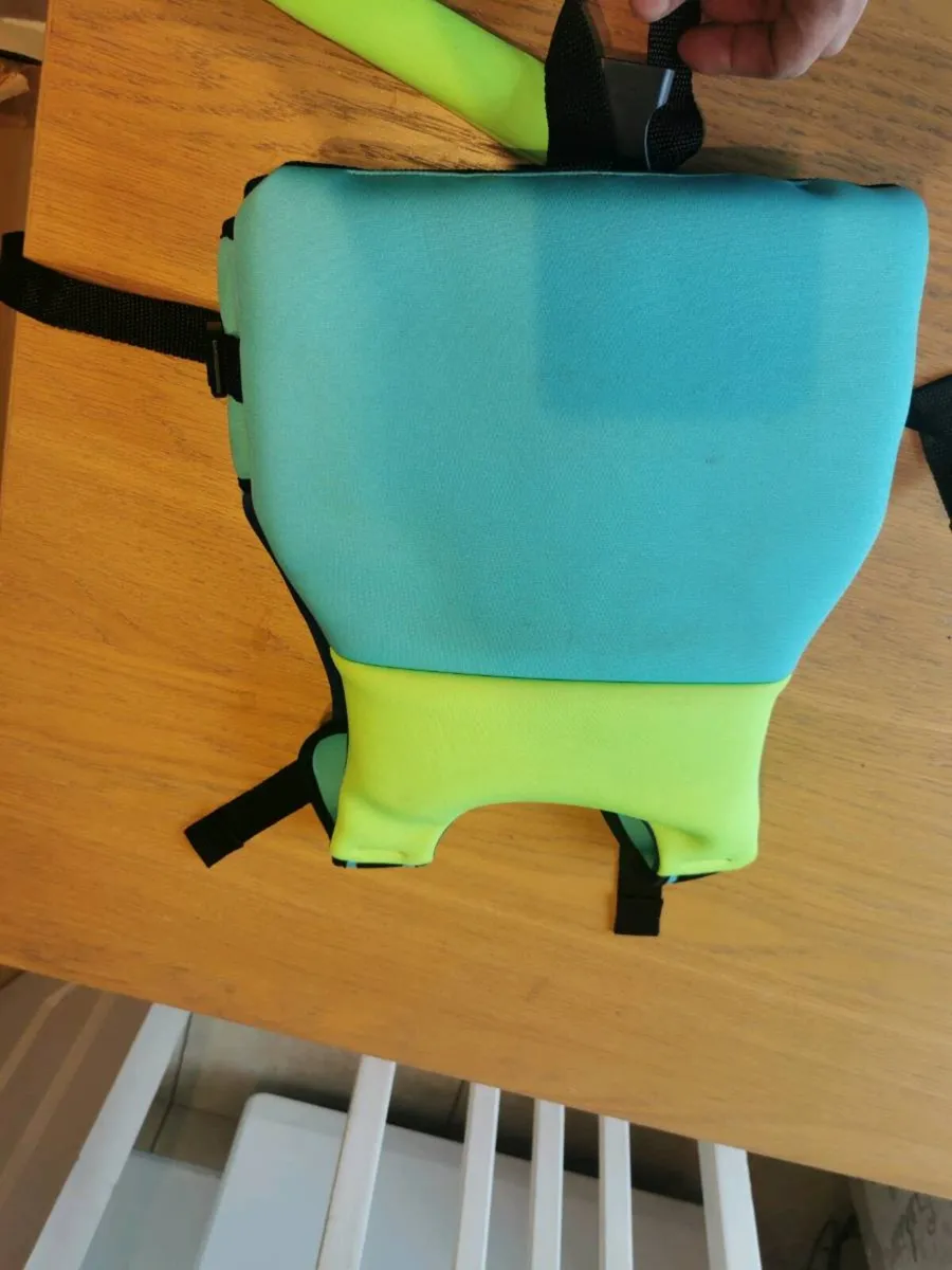 Swiming vest - Image 3