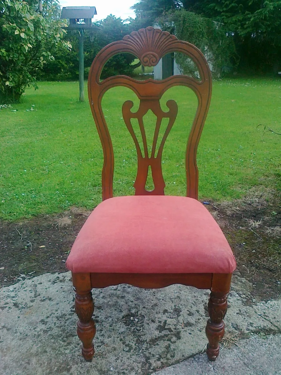 ANTIQUE CHAIRS - Image 1