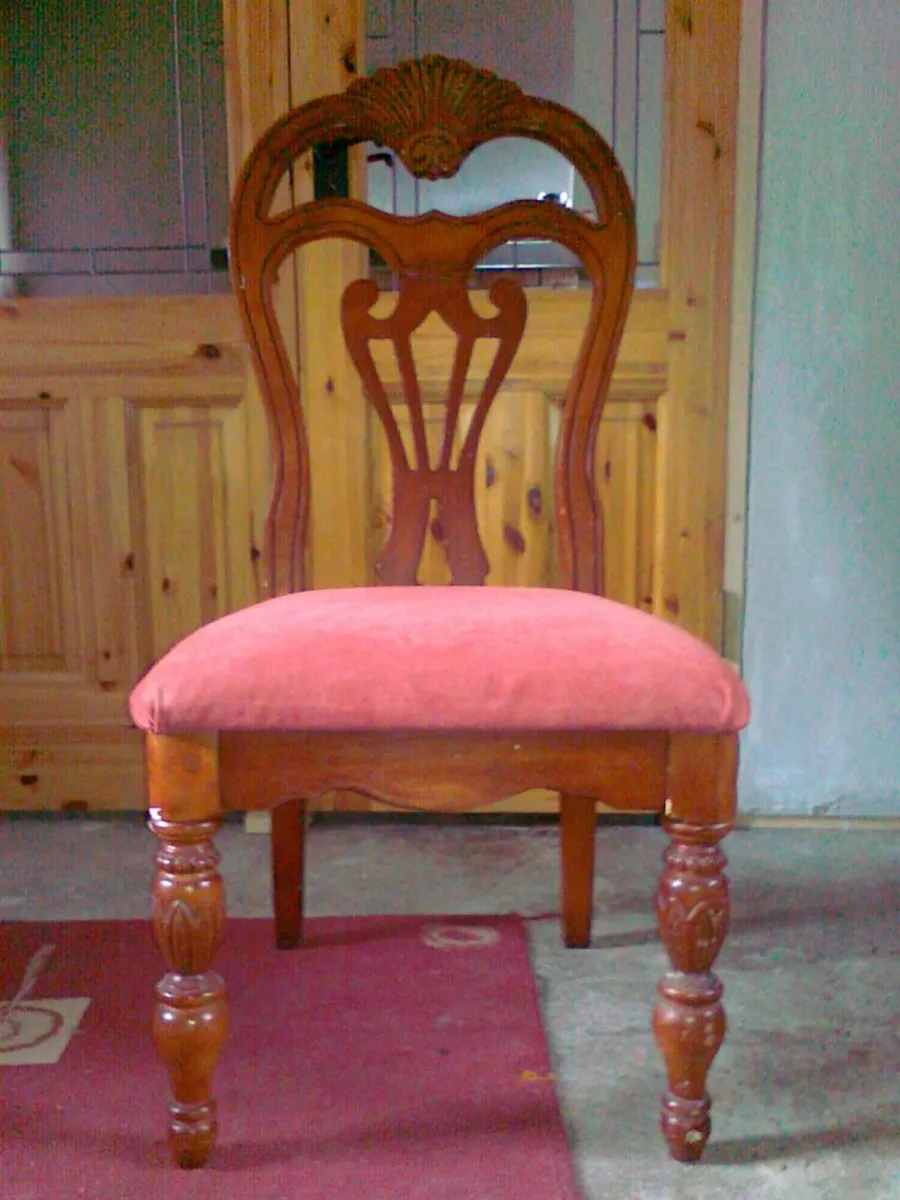 ANTIQUE CHAIRS - Image 4