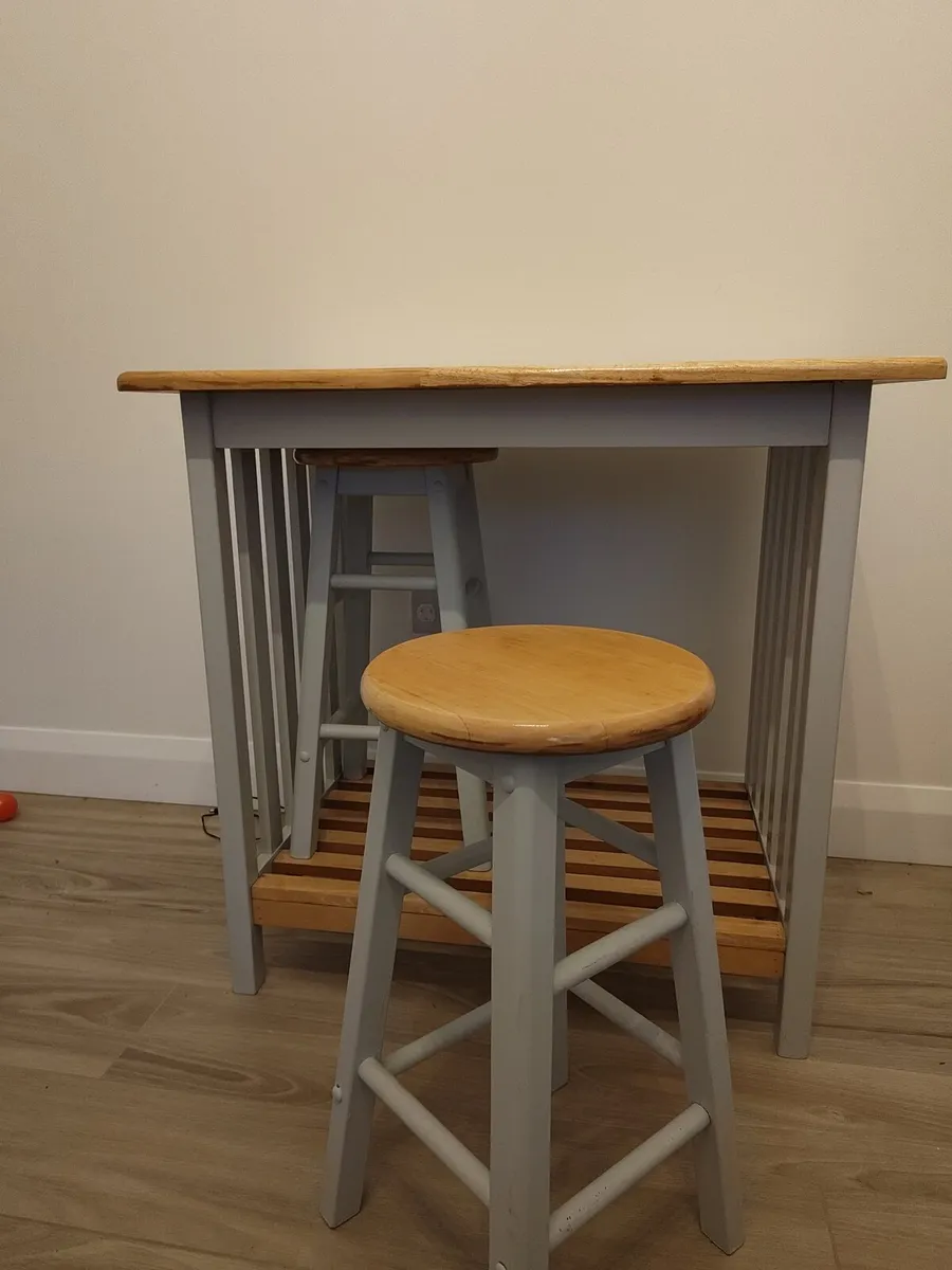 Table and Stools - Image 3