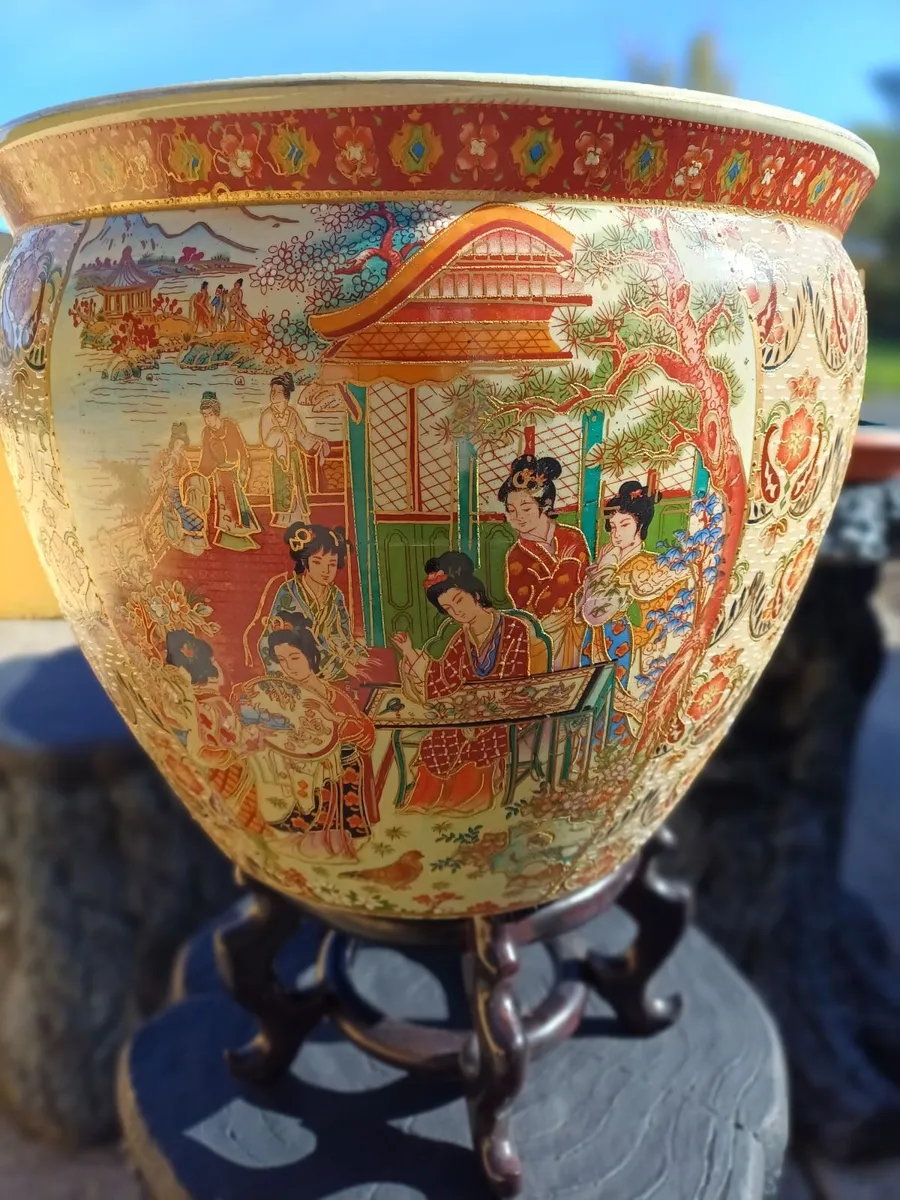 1970s Large Chinese Porcelain Fishbowl/Planter - Image 1