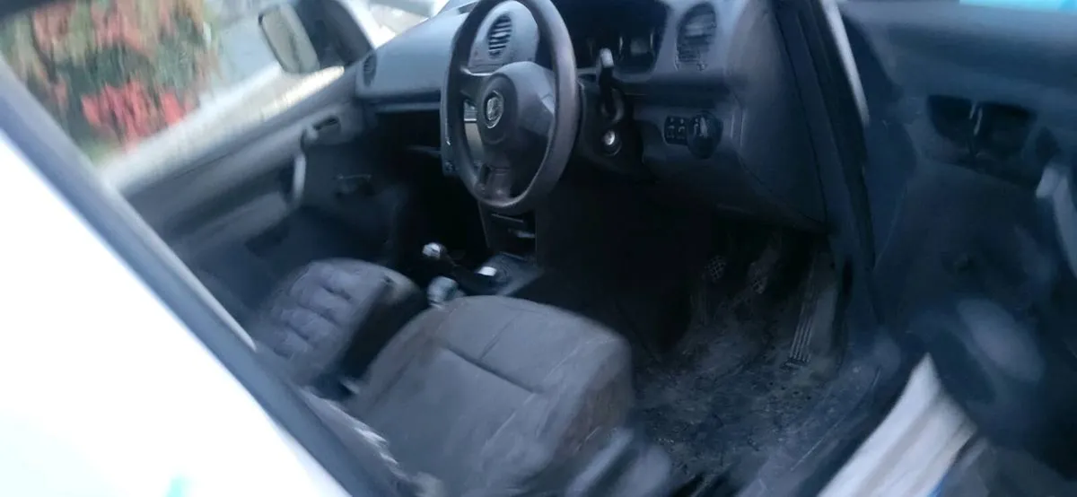 Vw caddy - Image 3