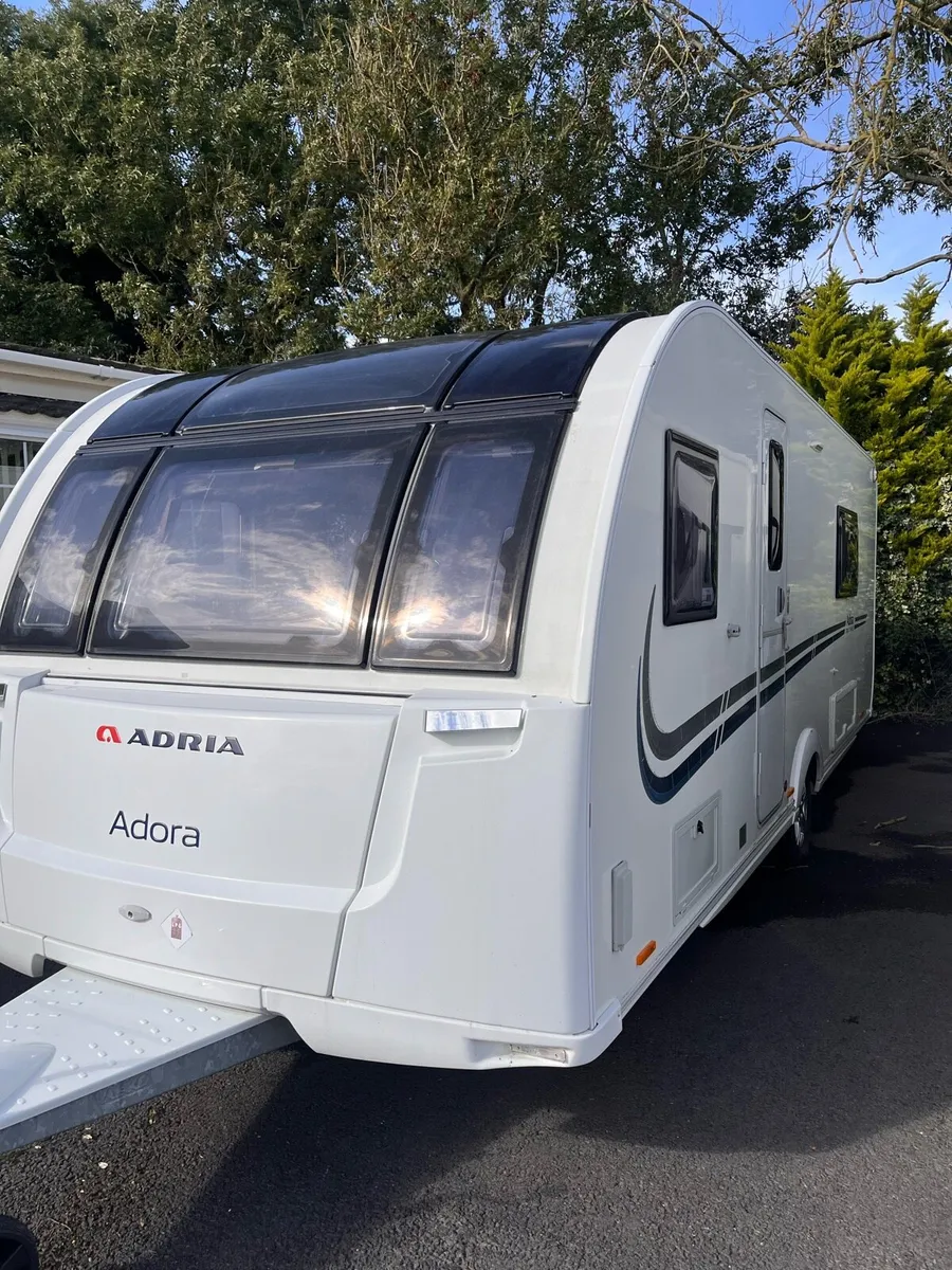 Adria Adria 8 foot wide 4 berth fixed bed - Image 1
