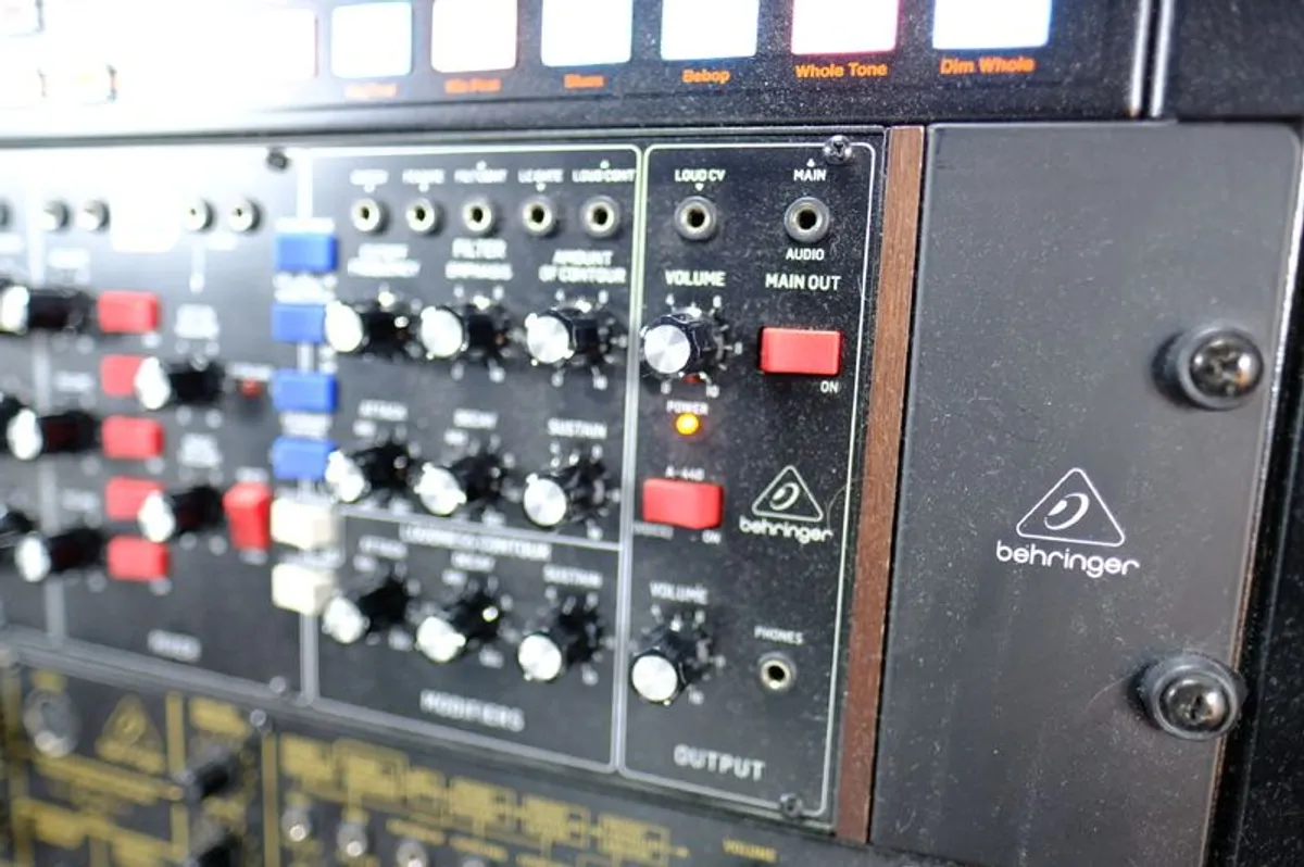 Behringer Model D Synth - Image 2