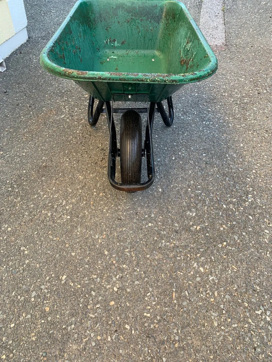 Wheelbarrow - Image 4