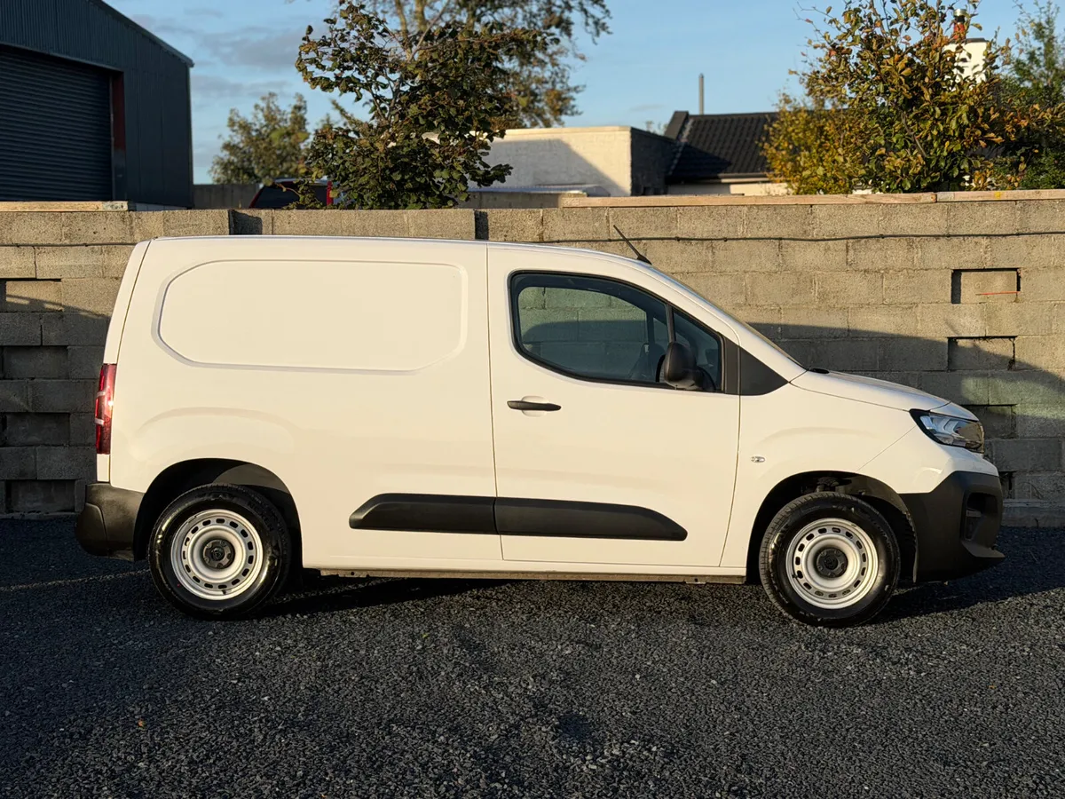 Peugeot Partner Pro Plus (Only 20k klms) - Image 2