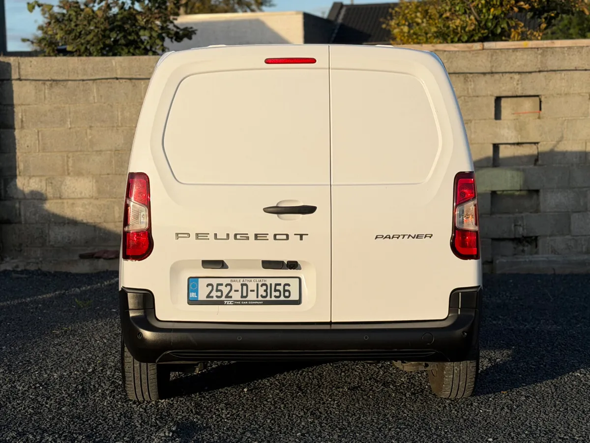 Peugeot Partner Pro Plus (Only 20k klms) - Image 4