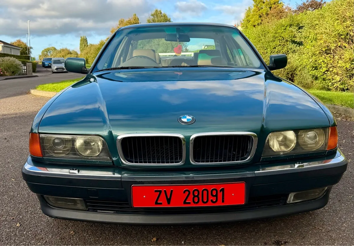 Bmw 730i e38 V8 "vintage" on ZV irish plates - Image 2