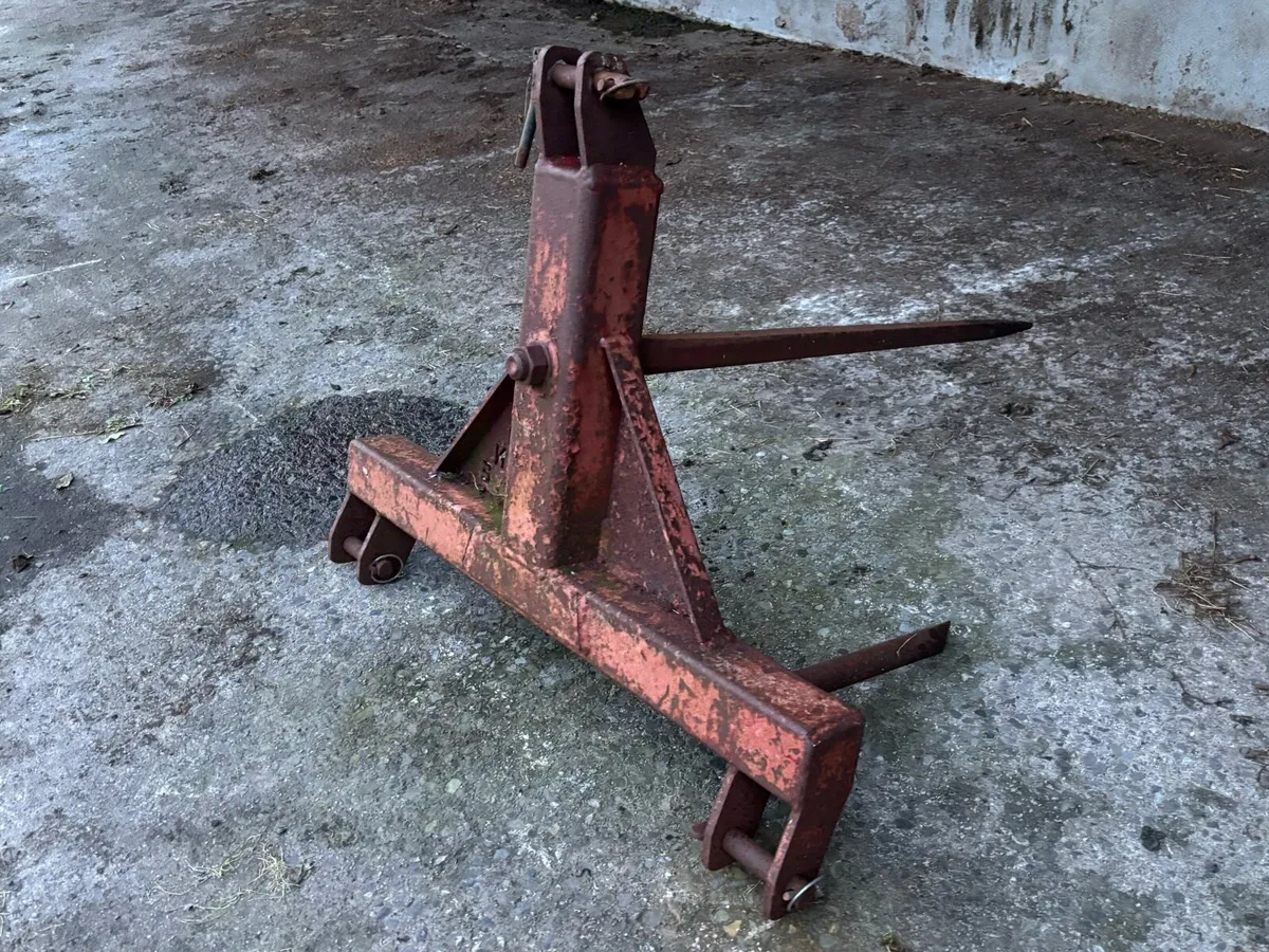 BALE SPIKE FOR SALE - Image 2
