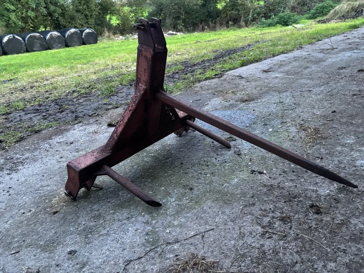 BALE SPIKE FOR SALE - Image 3