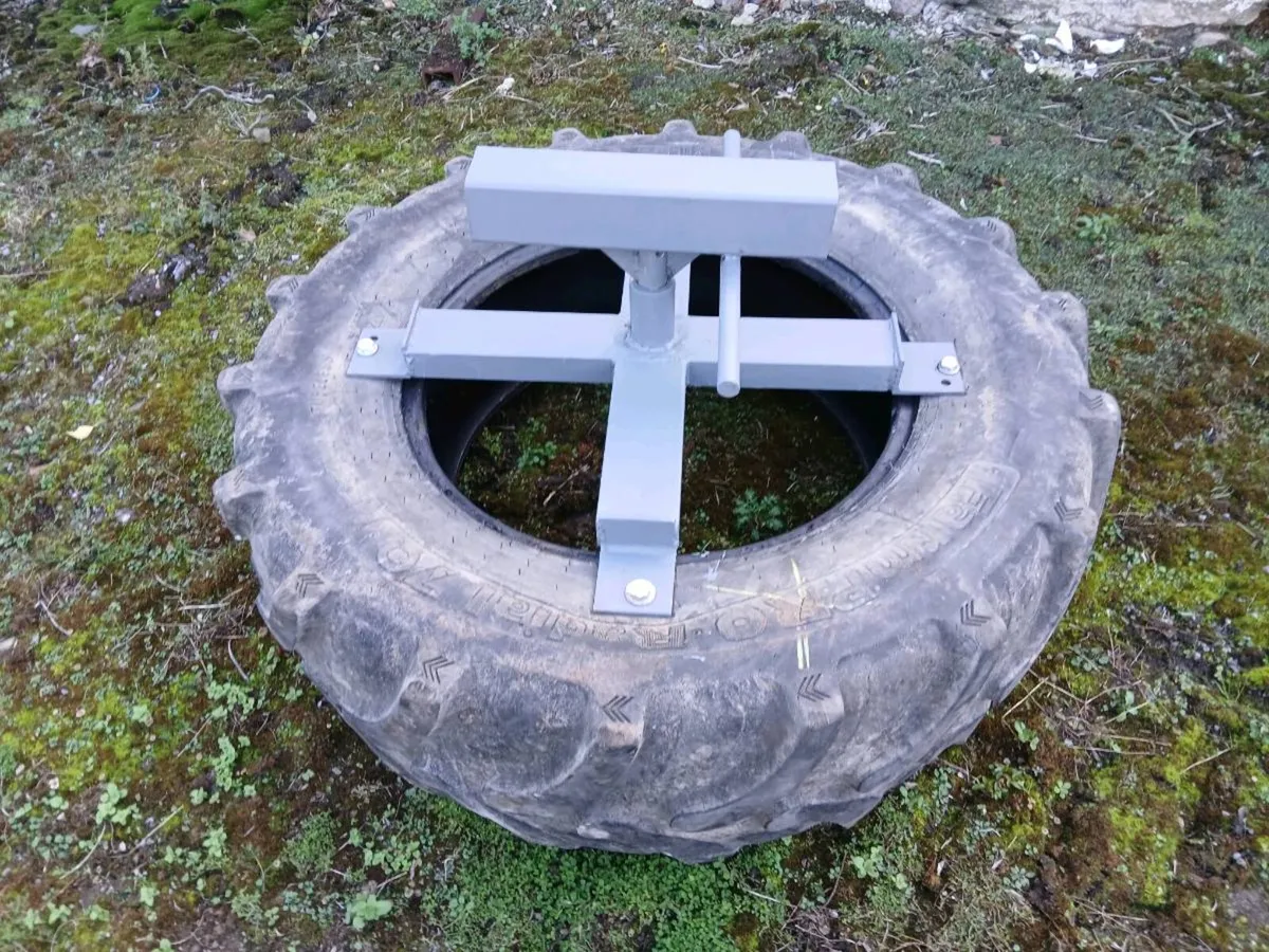 Silage pusher - Image 1