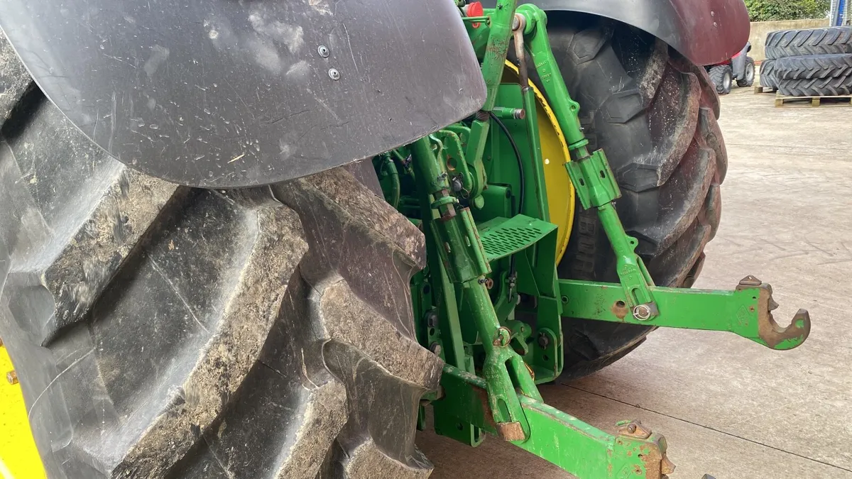 John Deere 6195R - Image 4