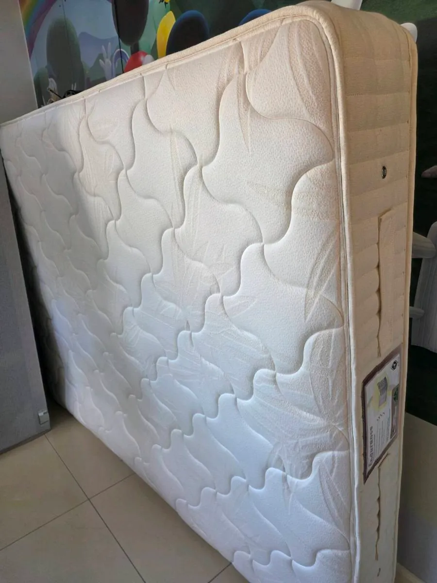 King size Divan base and mattress - Image 1