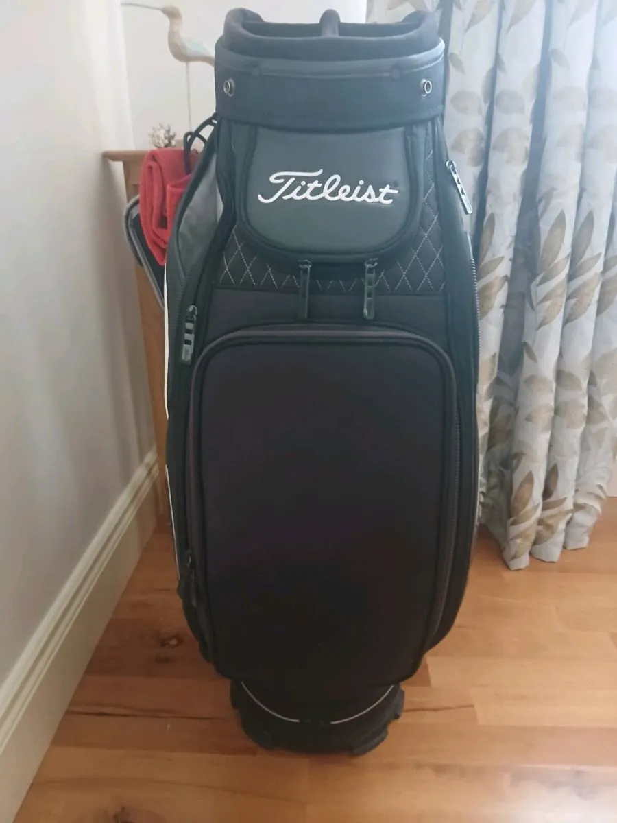 Titleist golf bag - Image 4