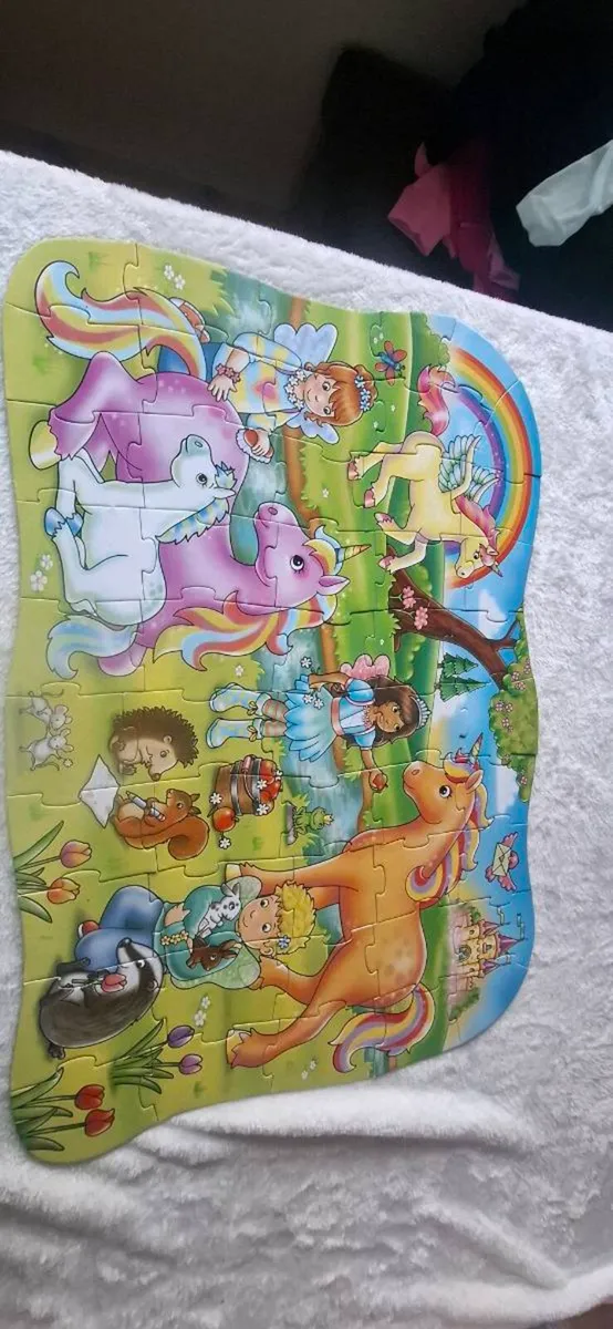 Unicorn friends jigsaw puzzle - Image 1