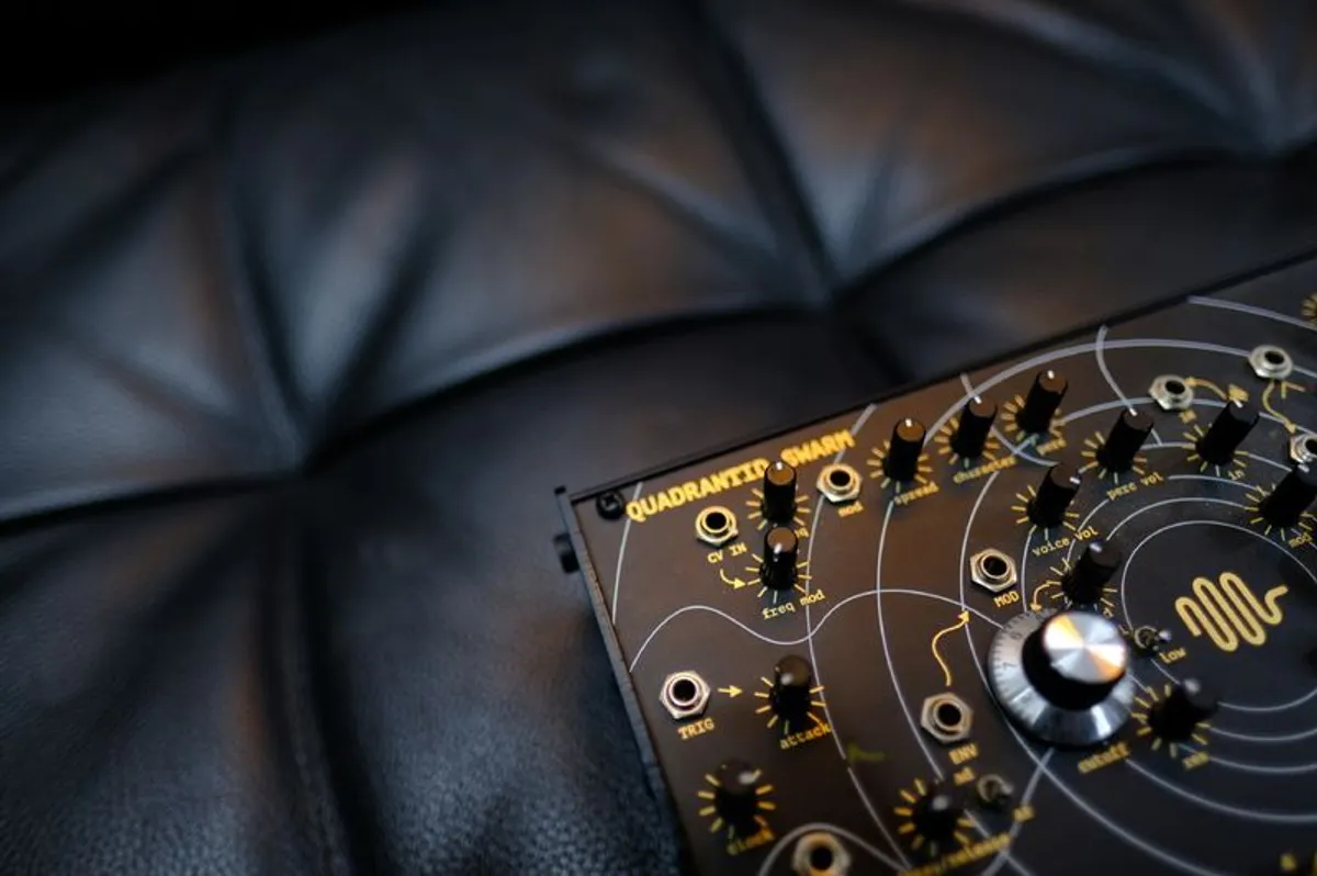 EOWave Quadrantid Swarm Synth - Image 2