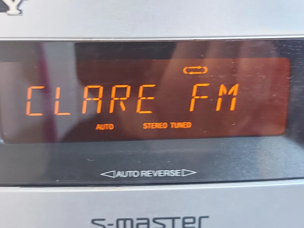 Sony Hi-Fi Stereo System, Model CMT-CPZ1 - Image 2