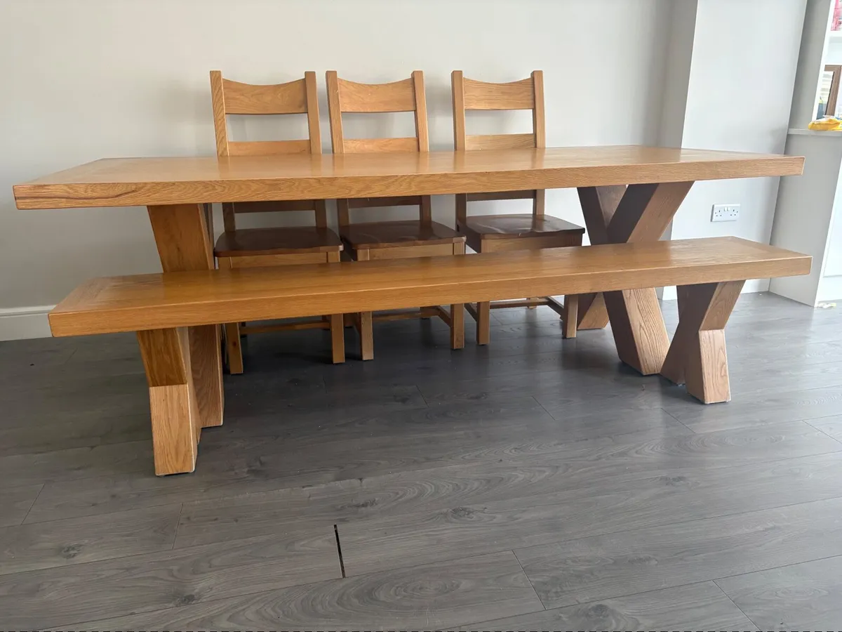Dining table - Image 2