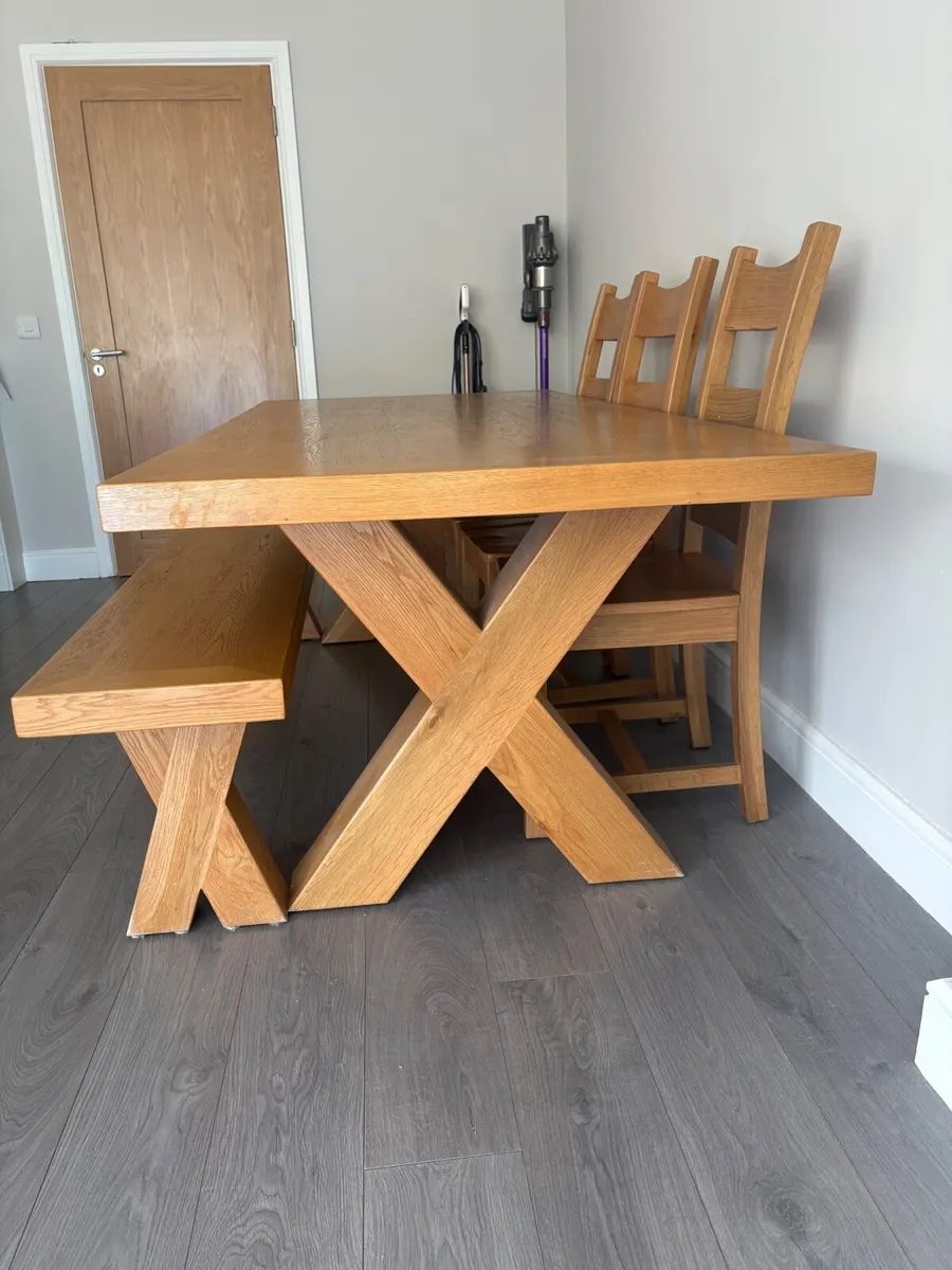 Dining table - Image 4