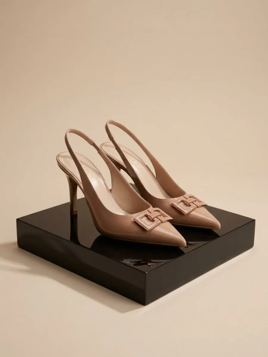 Heels shoes - Image 1