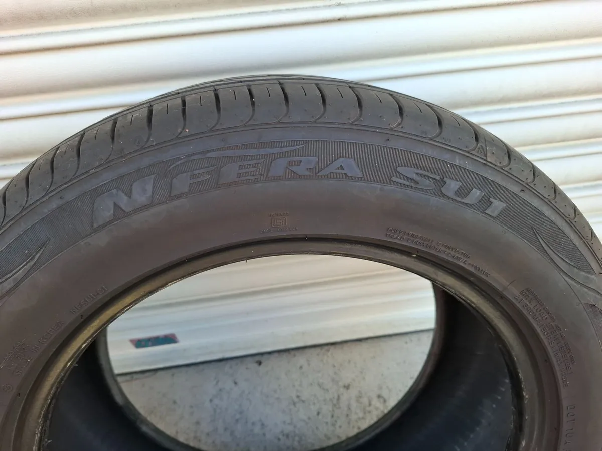 NEXEN Nfera SU1 235x55x17 103w Tyres - Like New - Image 4