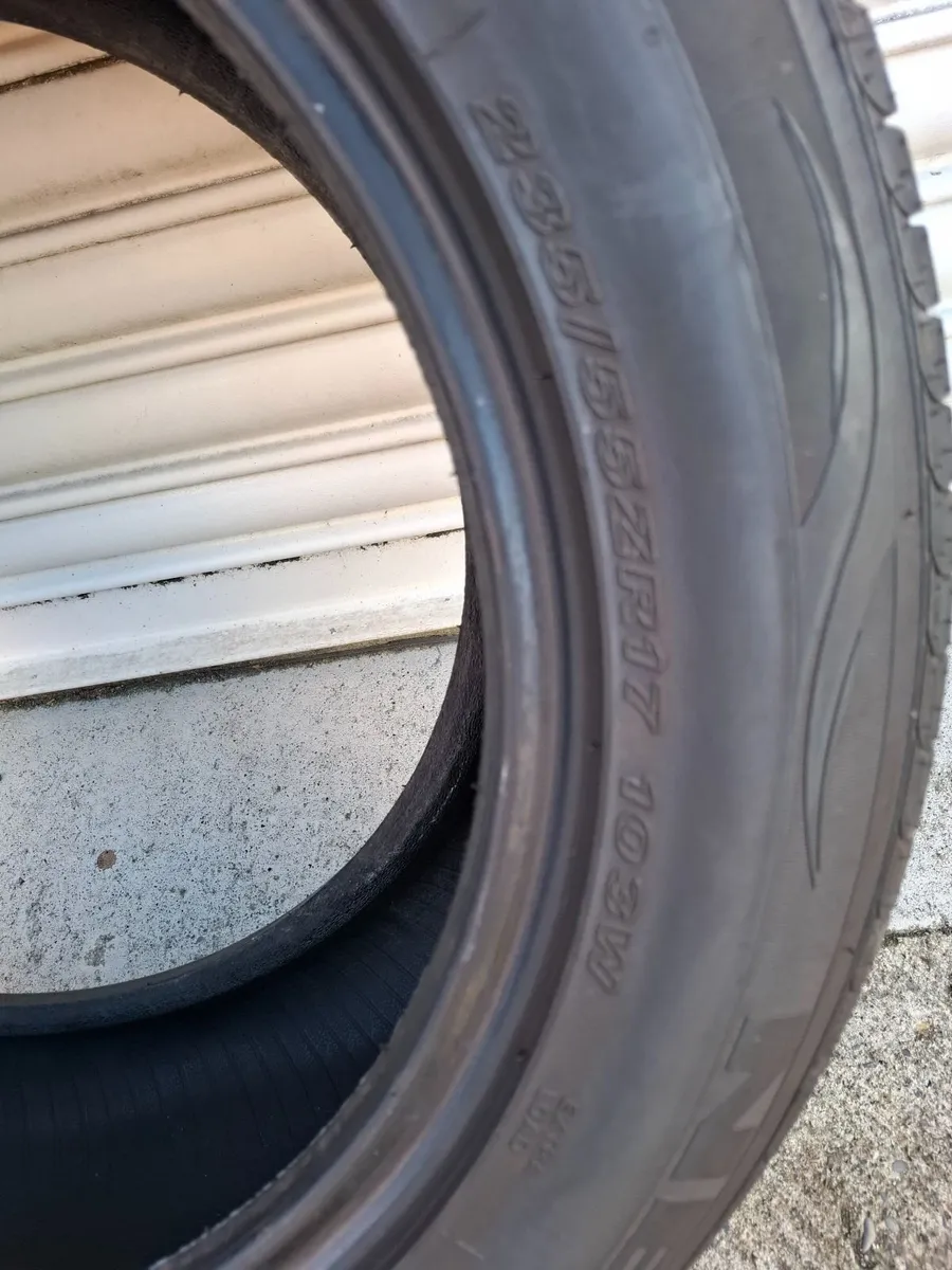 NEXEN Nfera SU1 235x55x17 103w Tyres - Like New - Image 2