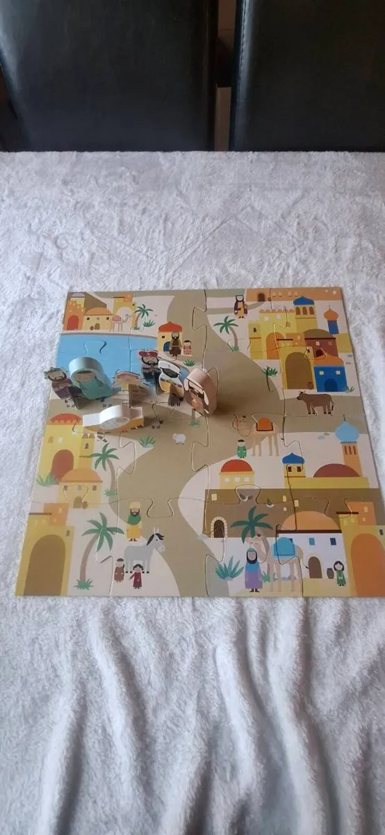 My little nativity jigsaw and book - Image 3