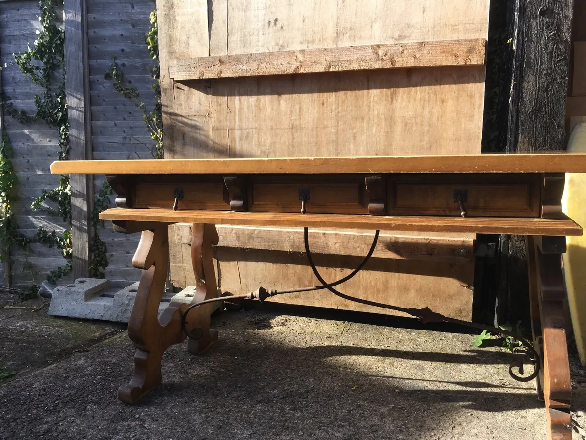 Desk / Table - Image 3