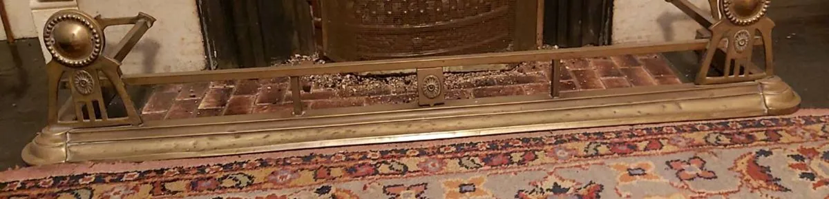 Antique Vintage Solid Brass Fire Fender - Image 3