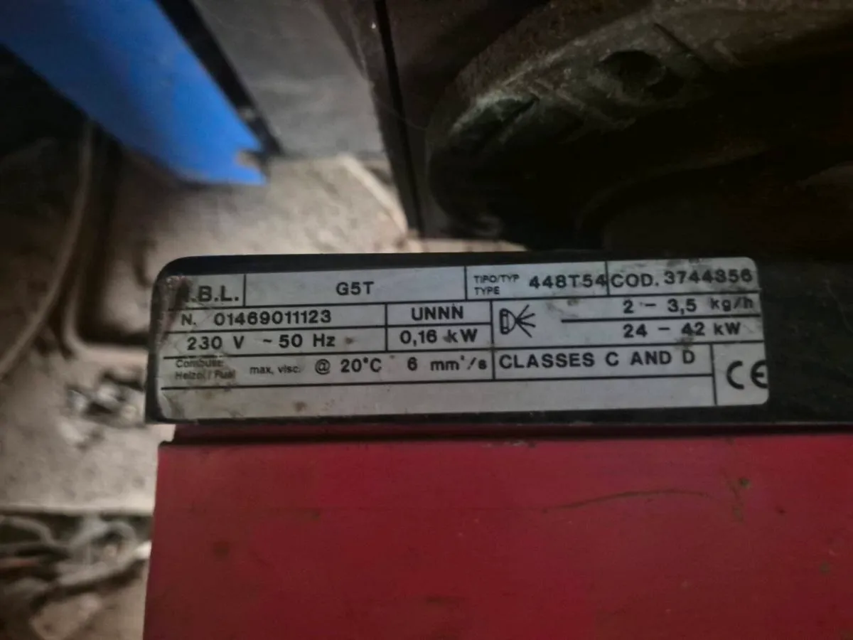 Buderus oil boiler - Image 3